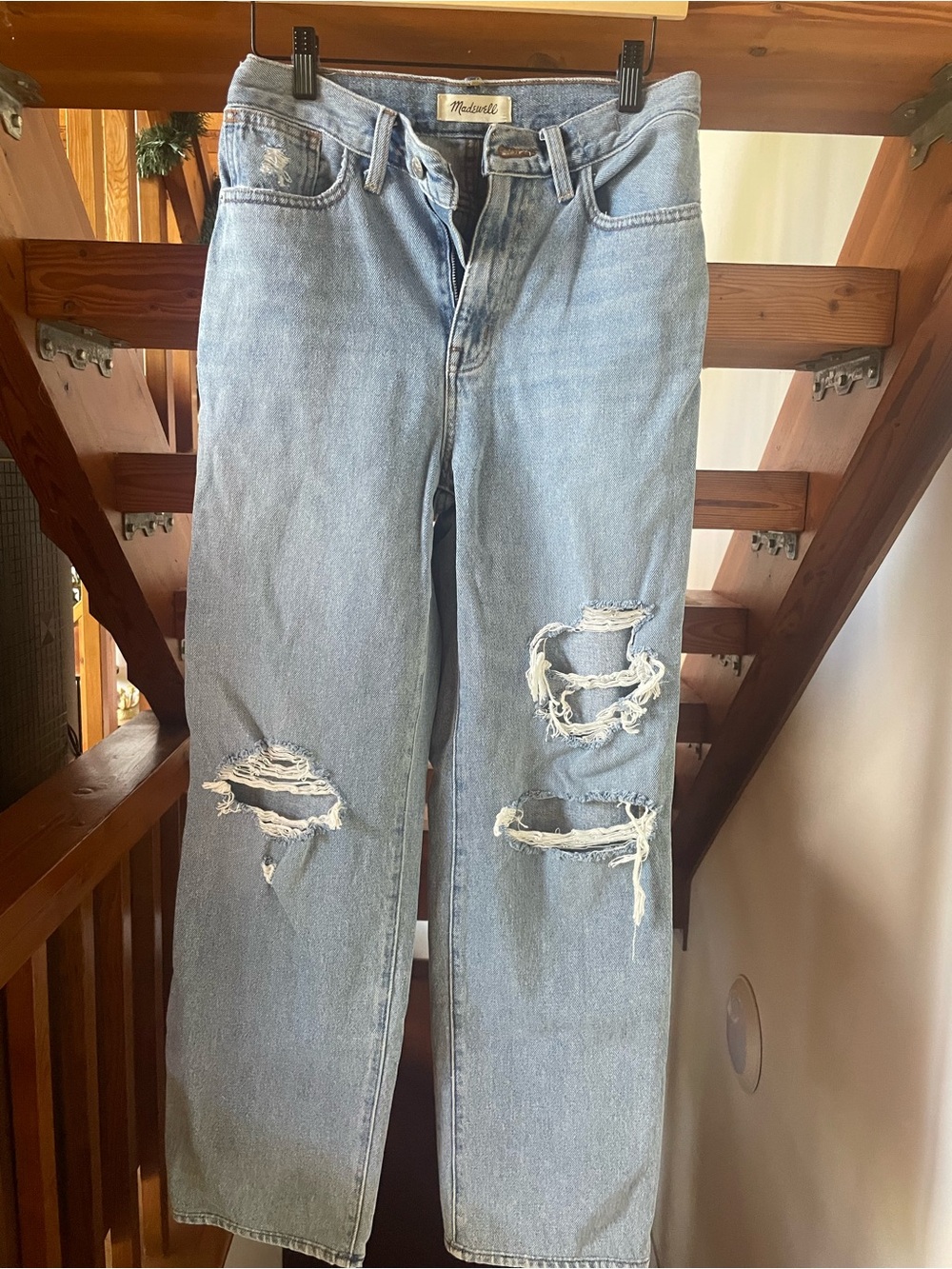 Madewell Light Wash Ripped Straight-Leg Jeans size 25